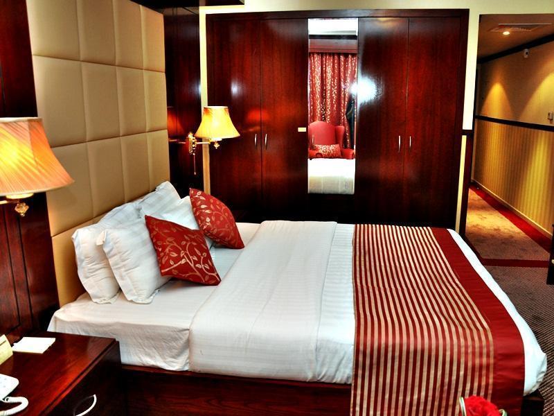 Benta Grand Hotel Llc ดูไบ ภายนอก รูปภาพ