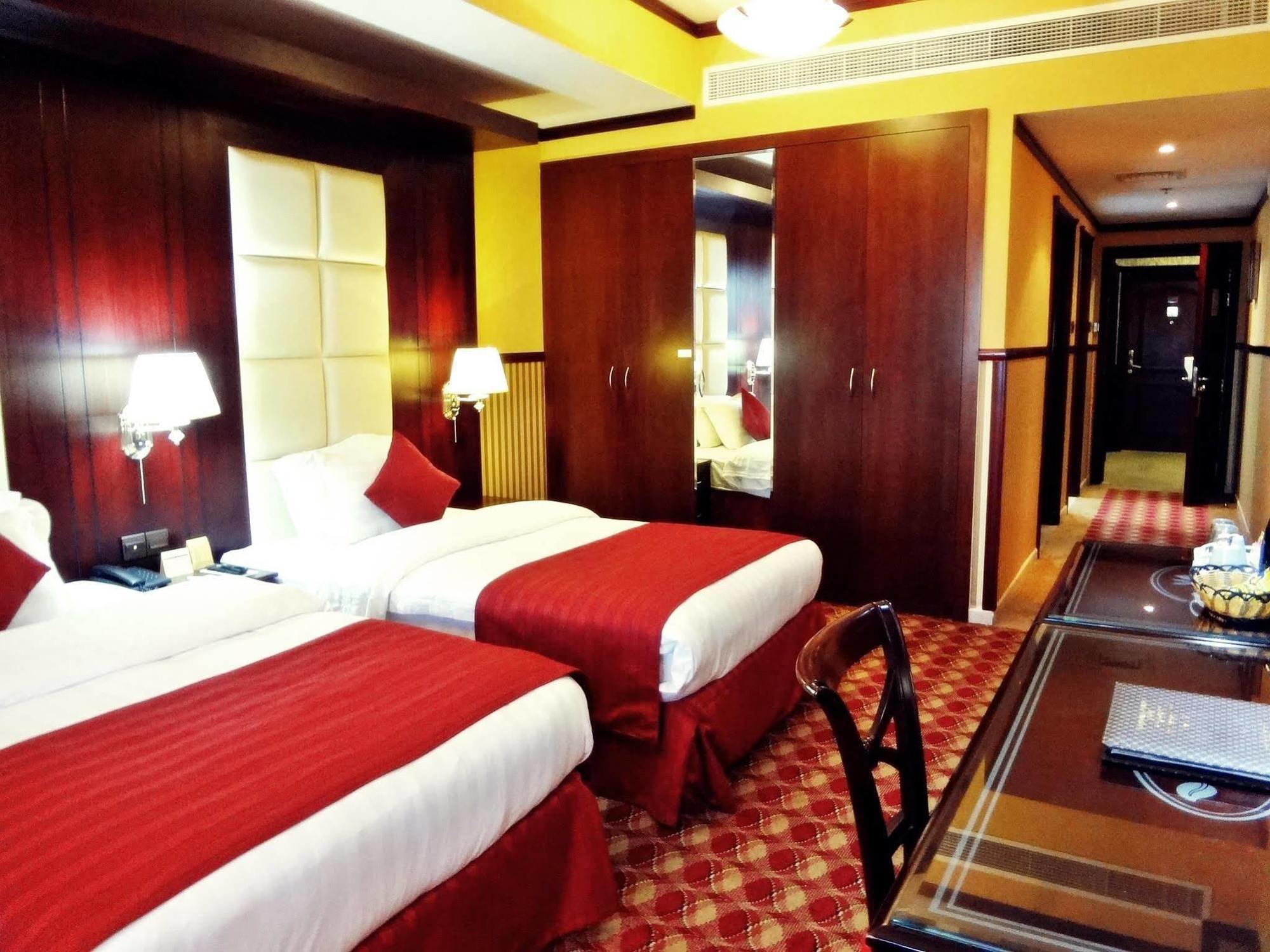 Benta Grand Hotel Llc ดูไบ ภายนอก รูปภาพ