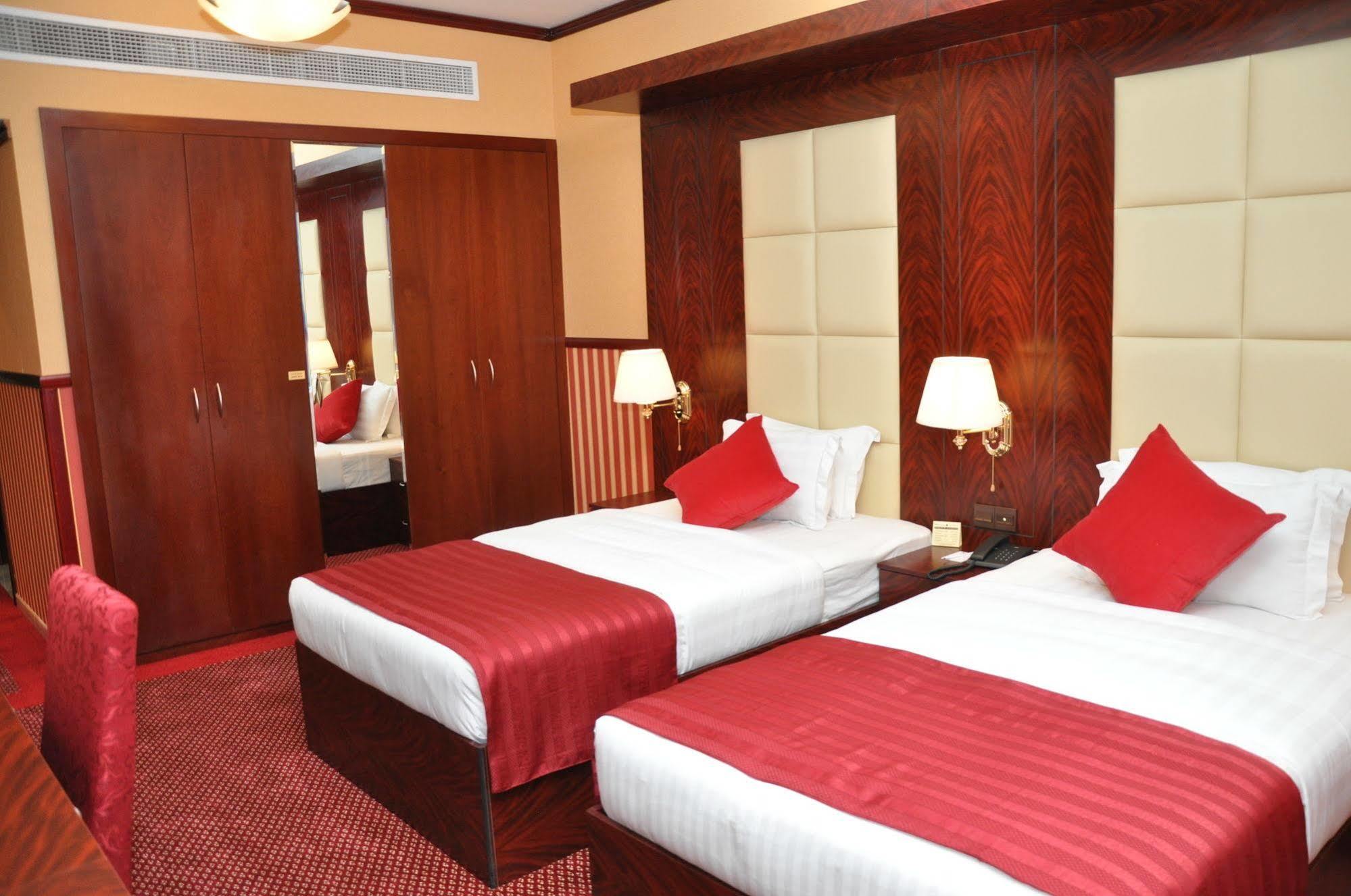 Benta Grand Hotel Llc ดูไบ ภายนอก รูปภาพ